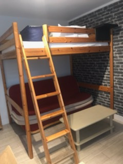 caen rive gauche appartement T1 meublé très bon état