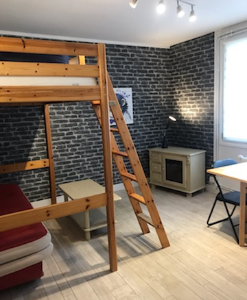 caen rive gauche appartement T1 meublé très bon état