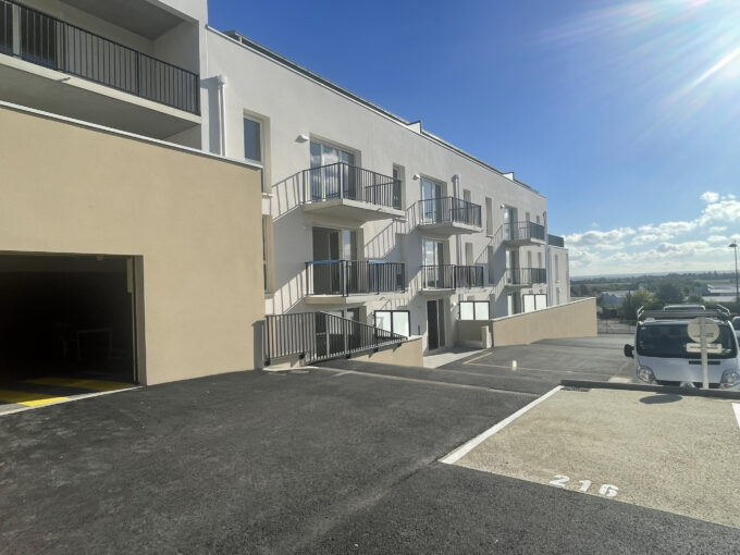 APPARTEMENT LOCATION CARPIQUET 14650 - SURFACE 39M2 - REF RPH2 Photo 1