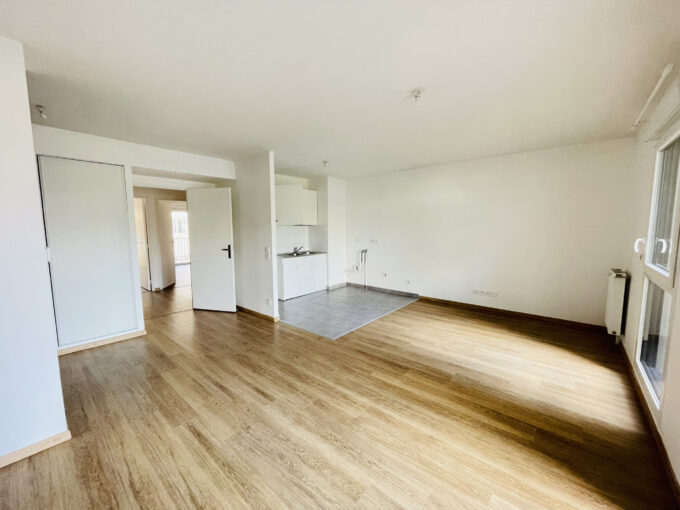 APPARTEMENT VENTE CAEN 14000 - SURFACE 65.06M2 - REF 4653 Photo 1