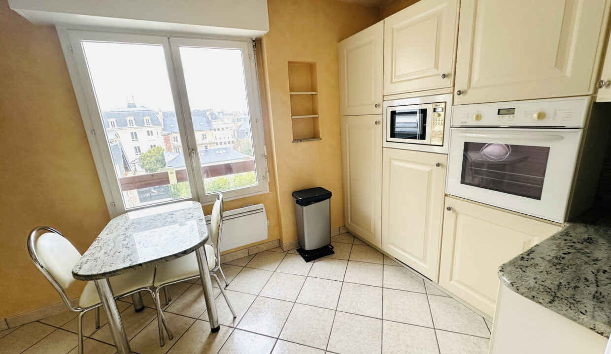 APPARTEMENT VENTE CAEN 14000 - SURFACE 76.5M2 - REF 4750 Photo 6