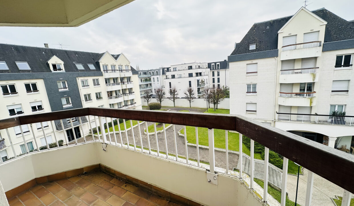 APPARTEMENT VENTE CAEN 14000 - SURFACE 76.5M2 - REF 4750 Photo 7