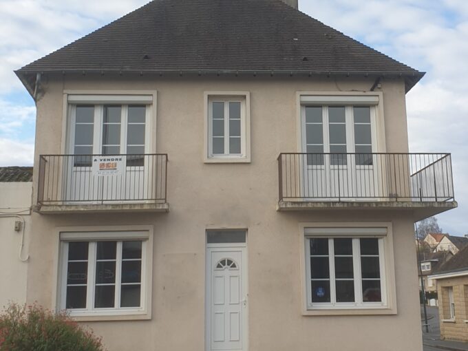 MAISON VENTE TILLY SUR SEULLES 14250 - SURFACE 109.6M2 - REF 4595 Photo 1