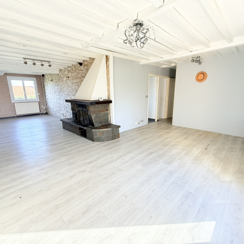 RANVILLE MAISON T7 plain pied sur sous sol complet aménagé