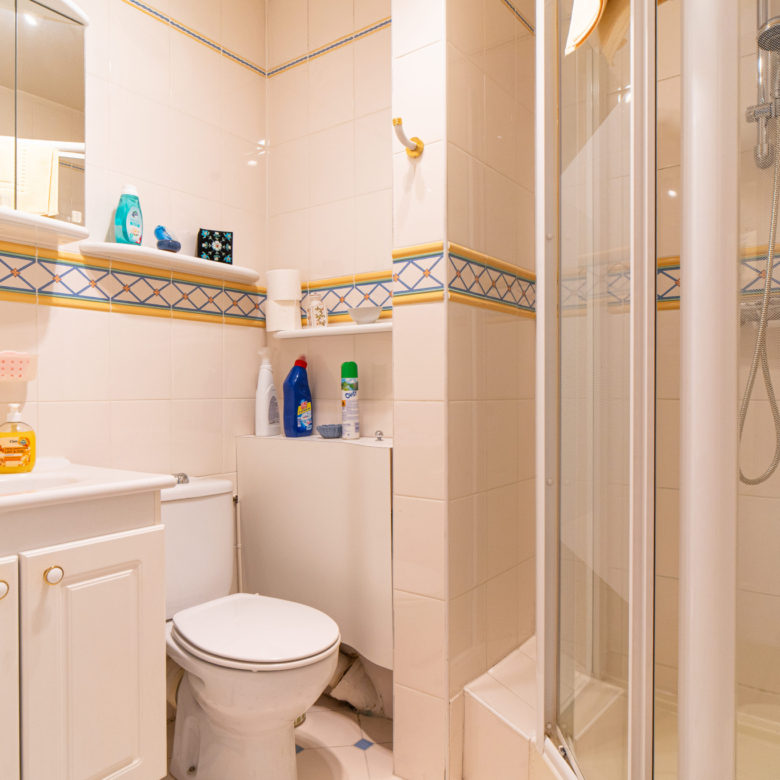 VIAGER OCCUPE APPARTEMENT T4 AVEC VUE EXCEPTIONNELLE - CAEN CENTRE VILLE