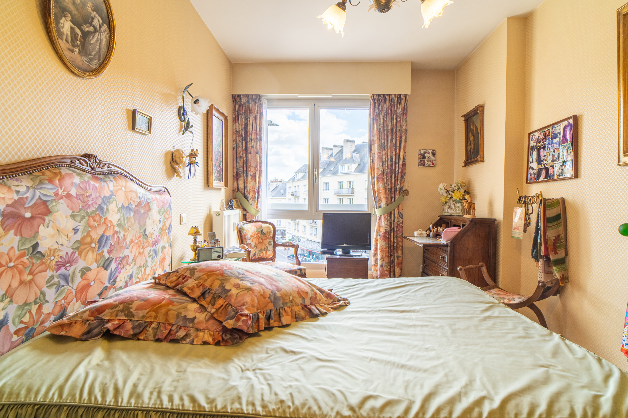 VIAGER OCCUPE APPARTEMENT T4 AVEC VUE EXCEPTIONNELLE - CAEN CENTRE VILLE