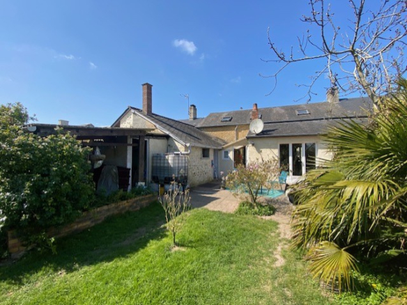 5 MN SUD DE BAYEUX – CHARMANTE MAISON DE VILLE T6 AVEC GRAND JARDIN ET DEPENDANCE