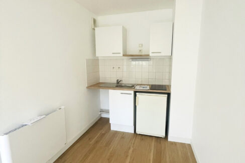 APPARTEMENT LOCATION CAEN 14000 - SURFACE 33M2 - REF MTO3 Photo 2