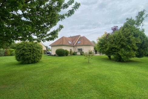 VIAGER VIAGER PONT L EVEQUE 14130 - SURFACE 167M2 - REF 4775 Photo 2