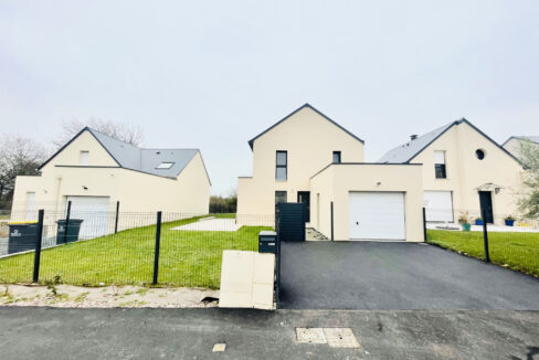 MAISON VENTE OUISTREHAM 14150 - SURFACE 132M2 - REF 4712 Photo 2