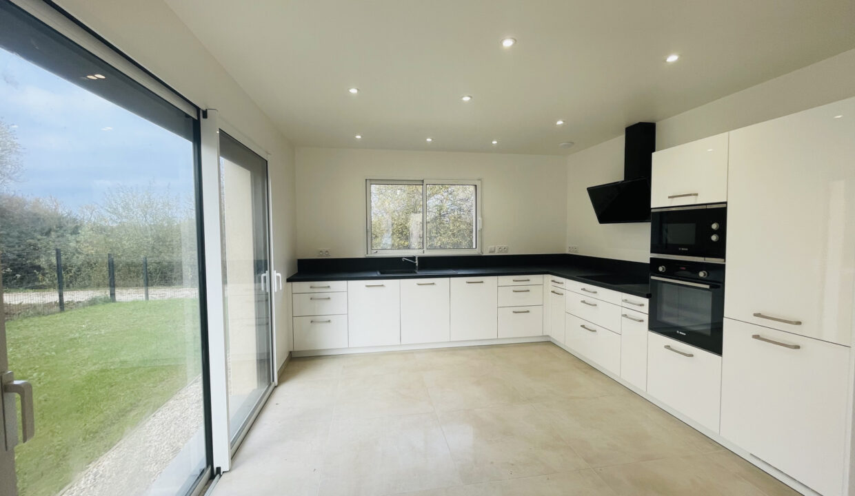 MAISON VENTE OUISTREHAM 14150 - SURFACE 132M2 - REF 4712 Photo 4