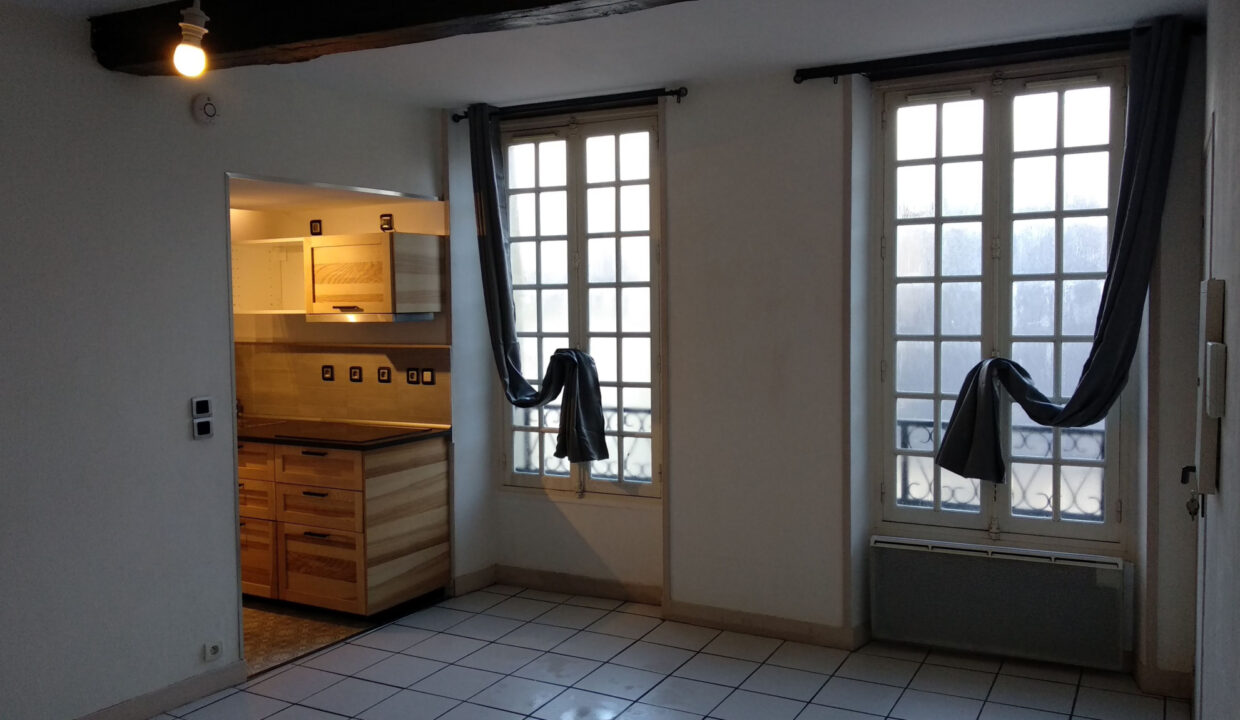 APPARTEMENT VENTE BAYEUX 14400 - SURFACE 42.5M2 - REF 4796 Photo 3
