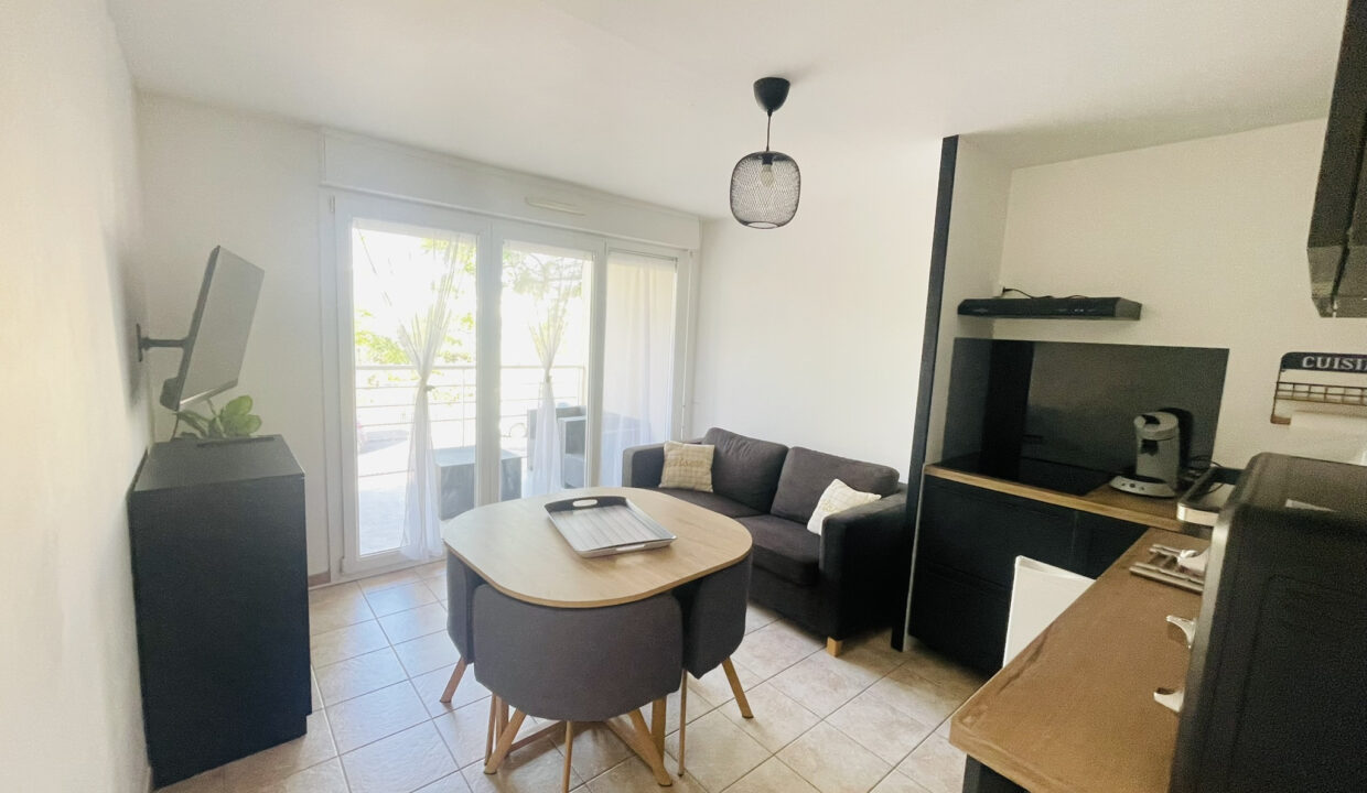 APPARTEMENT LOCATION CAEN 14000 - SURFACE 34M2 - REF THB Photo 1