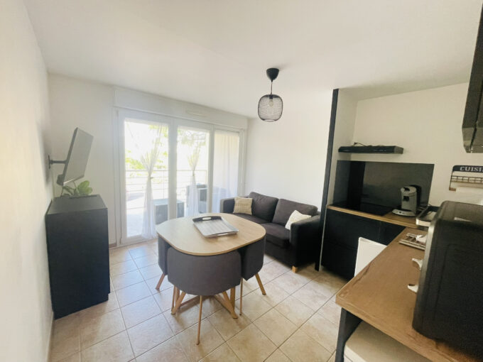 APPARTEMENT LOCATION CAEN 14000 - SURFACE 34M2 - REF THB Photo 1