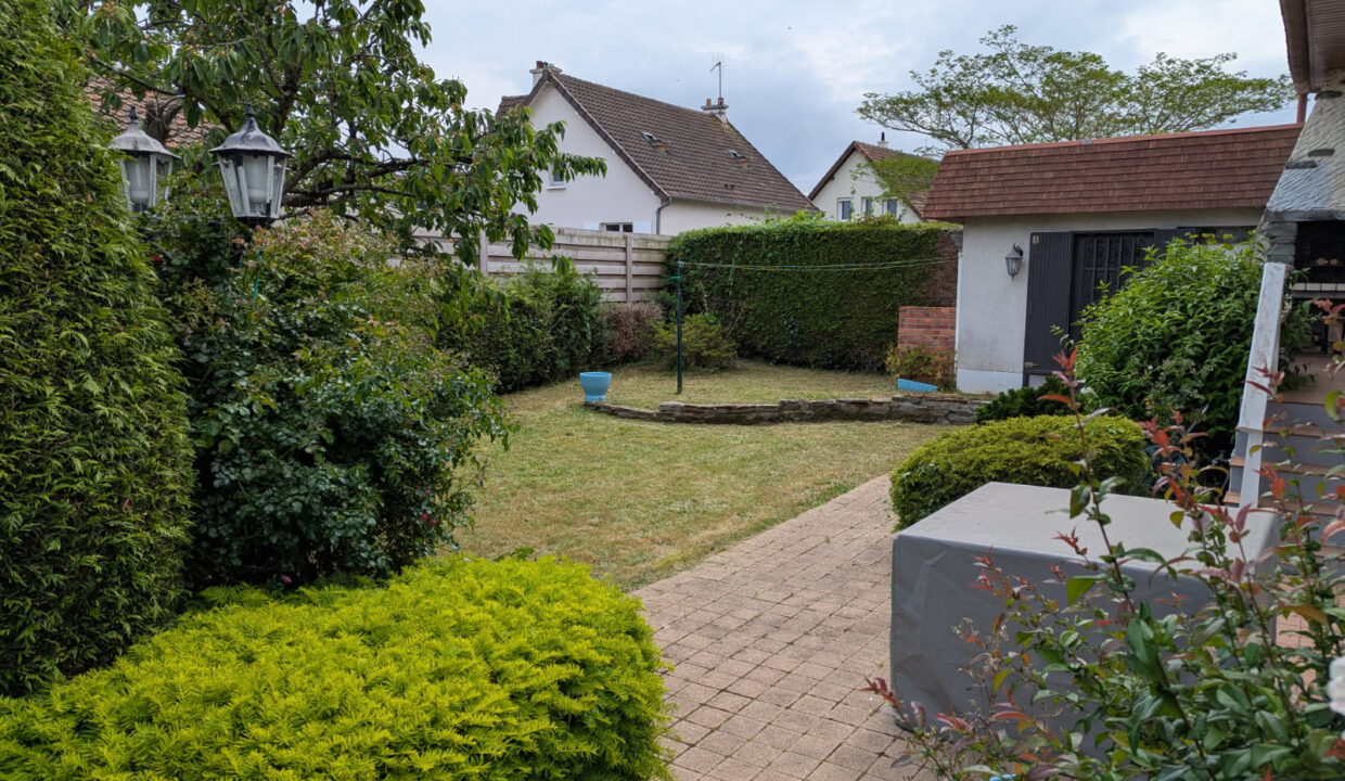 MAISON VENTE CAEN 14000 - SURFACE 133.39M2 - REF 4785 Photo 1