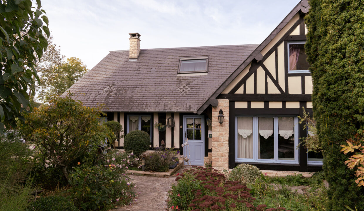 PROPRIETE VENTE PERIERS EN AUGE 14160 - SURFACE 335.47M2 - REF 4834 Photo 6