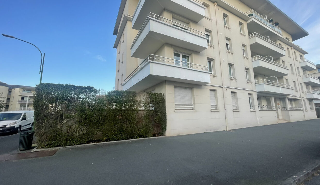 APPARTEMENT LOCATION CAEN 14000 - SURFACE 70.52M2 - REF MNL Photo 7