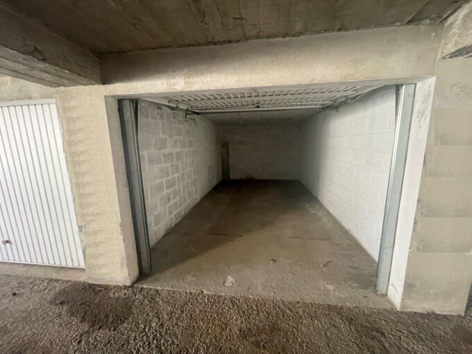 GARAGE LOCATION HEROUVILLE ST CLAIR 14200 - SURFACE 15M2 - REF BJU 4364 Photo 1