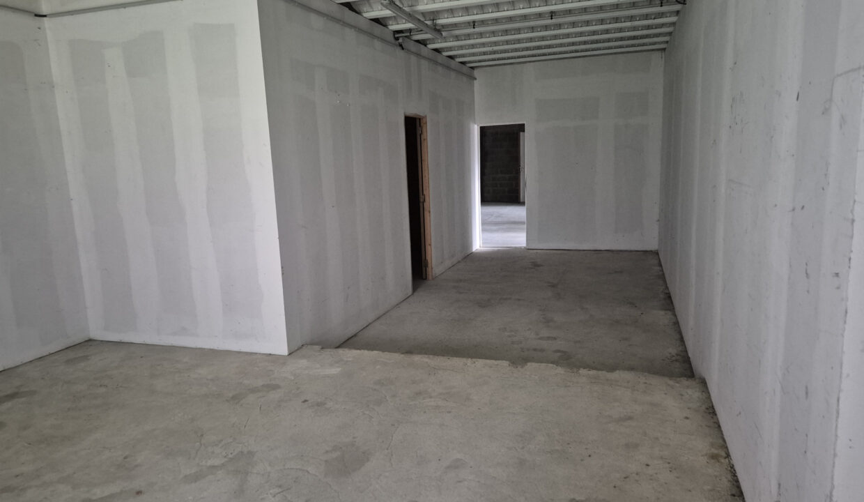 LOCAL D'ACTIVITé VENTE PONT L EVEQUE 14130 - SURFACE 1180M2 - REF 4802 Photo 8