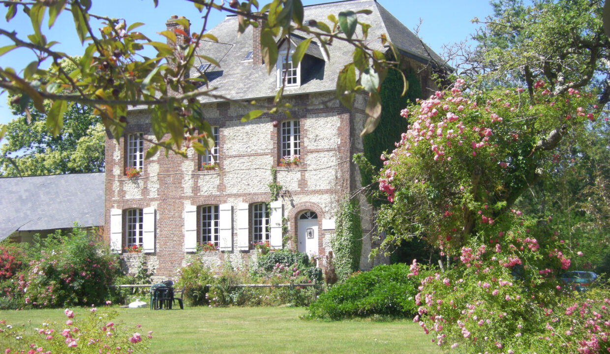 MAISON VENTE DEAUVILLE 14800 - SURFACE 320M2 - REF 4782 Photo 1