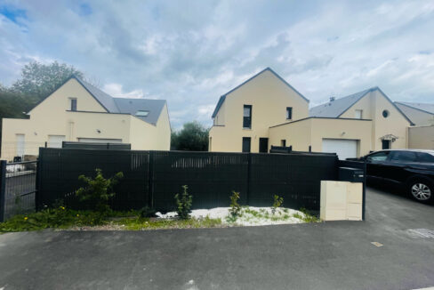 MAISON VENTE OUISTREHAM 14150 - SURFACE 132M2 - REF 4712 Photo 1