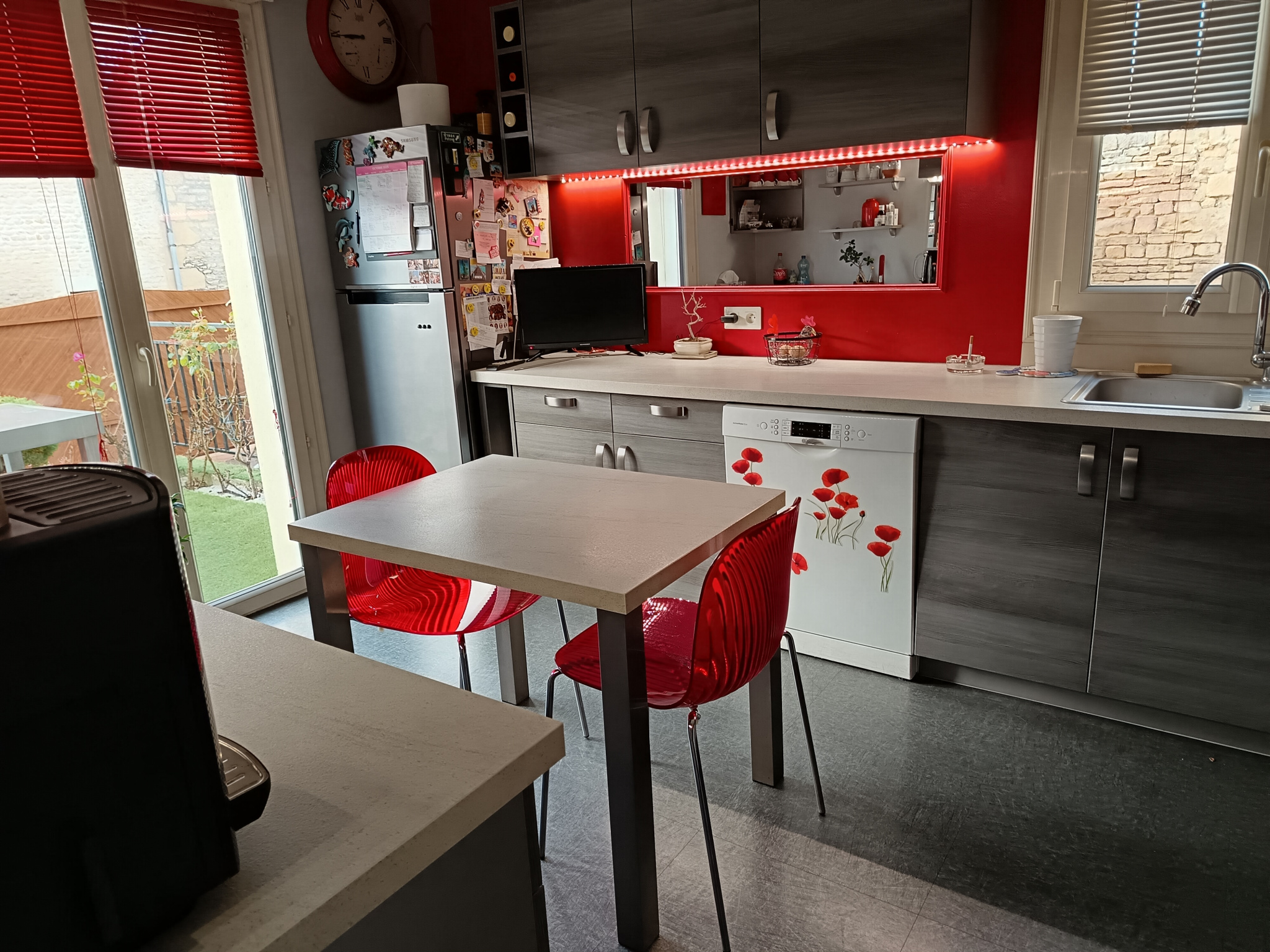 MAISON T7   160 M2 HABITABLES   VENTE EN NUE PROPRIETE   TERRAIN 615 M2