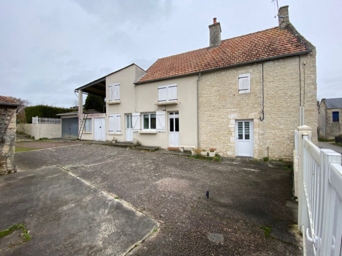 MAISON VENTE BAYEUX 14400 - SURFACE 117M2 - REF 4856 Photo 1