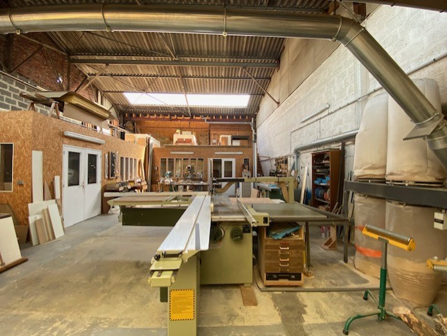 MURS COMMERCIAUX VENTE HEROUVILLE ST CLAIR 14200 - SURFACE 240M2 - REF 4824 Photo 1