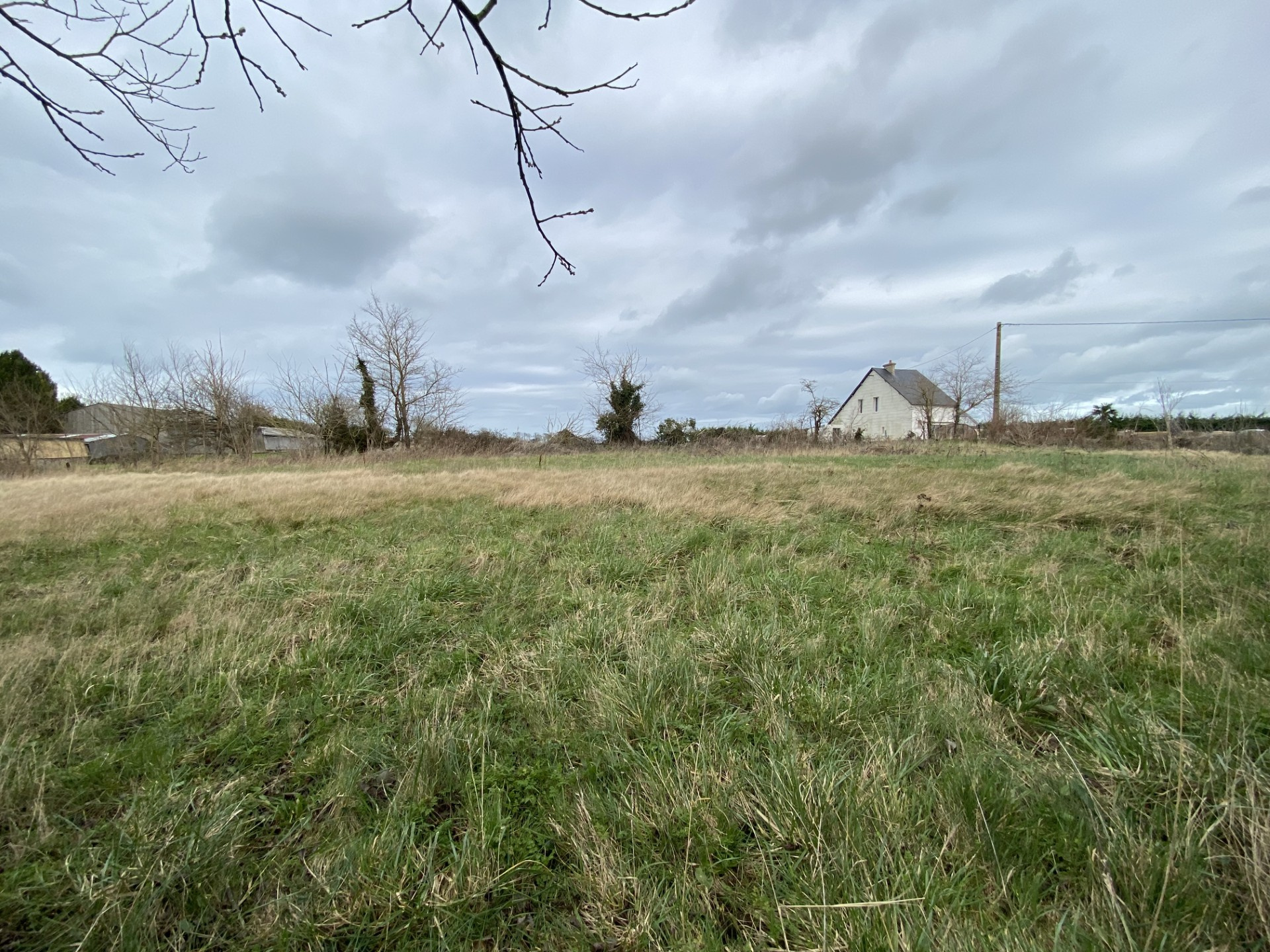 photo_3e1842834997cff907f4da2165b35595-777361-0.jpg LONGUES SUR MER – RARE EXCLUSIVITE MAISON A RENOVER