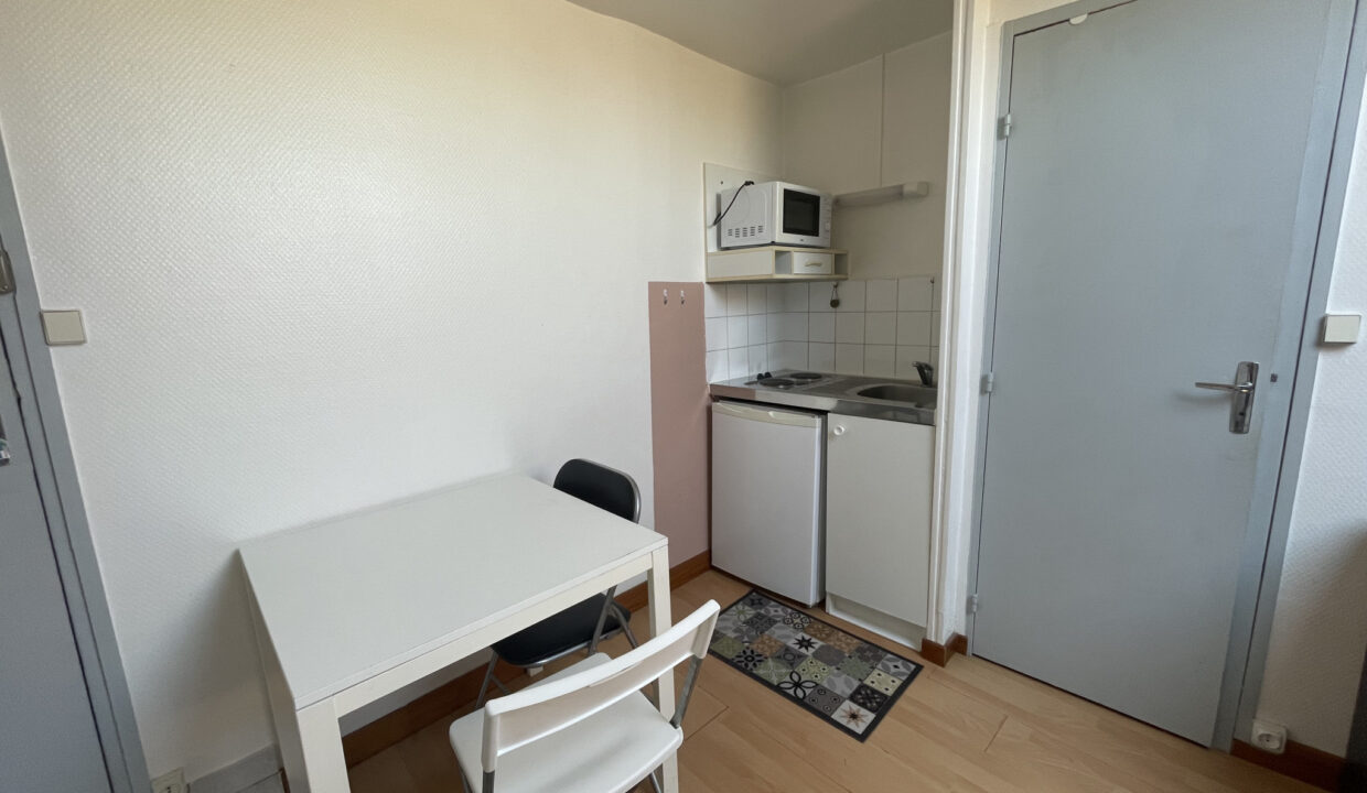 APPARTEMENT LOCATION CAEN 14000 - SURFACE 20M2 - REF LEV5 Photo 2