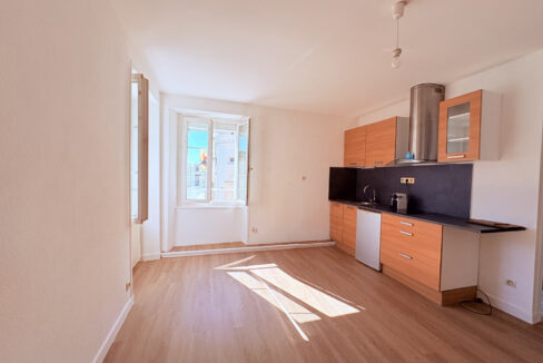 APPARTEMENT VENTE PORT EN BESSIN HUPPAIN 14520 - SURFACE 49.84M2 - REF 4864 Photo 3