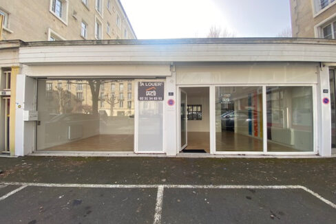 LOCAL COMMERCIAL LOCATION CAEN 14000 - SURFACE 70M2 - REF 4860 Photo 1