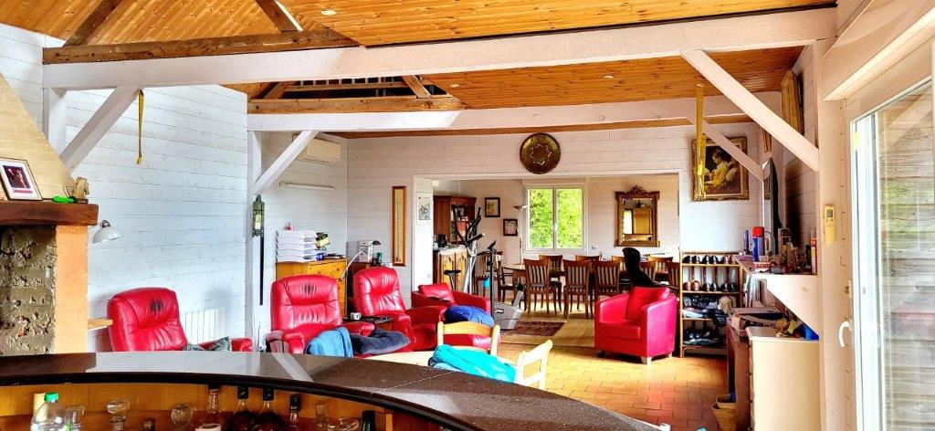 CAMBREMER - Maison en ossature bois de 164 m2 avec vue dégagée et terrain d'1 hectare