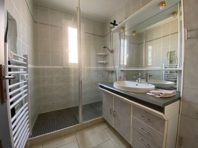 10MN OUEST CAEN GROS BOURG - MAISON EN PARFAIT ETAT T7