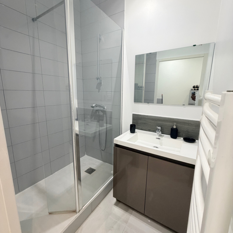 STUDIO 24m2 CAEN DEMI LUNE