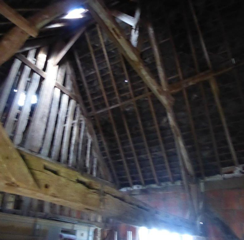 À 15 MIN DE PONT-L’ÉVEQUE - MAISON NORMANDE AVEC DEPENDANCES SUR UN TERRAIN DE PRES DE 2000 M2
