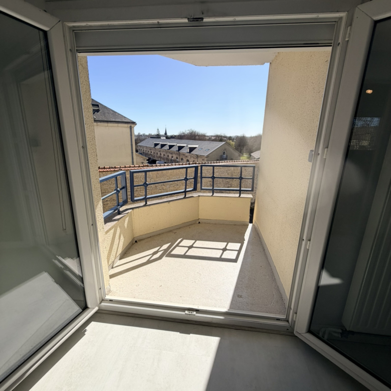 Caen Haie Vignée 3pp + balcon + garage box