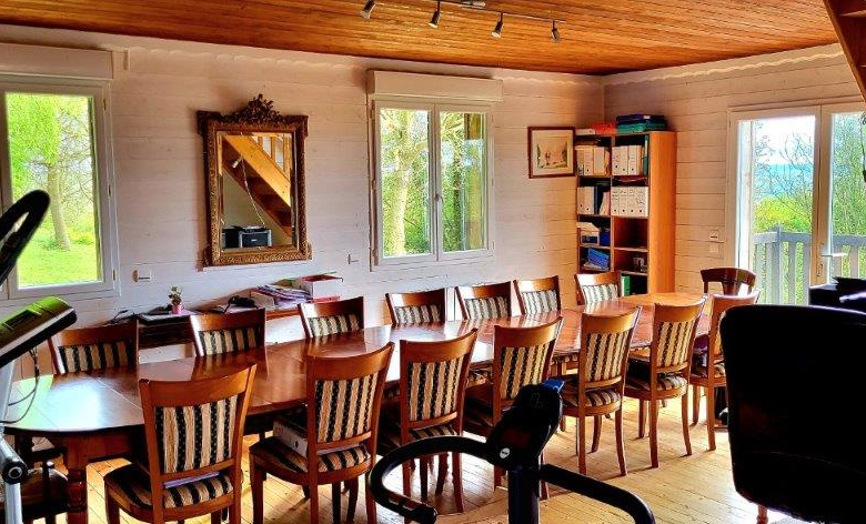 CAMBREMER - Maison en ossature bois de 164 m2 avec vue dégagée et terrain d'1 hectare