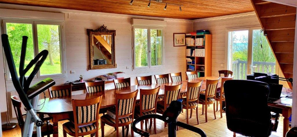 CAMBREMER - Maison en ossature bois de 164 m2 avec vue dégagée et terrain d'1 hectare