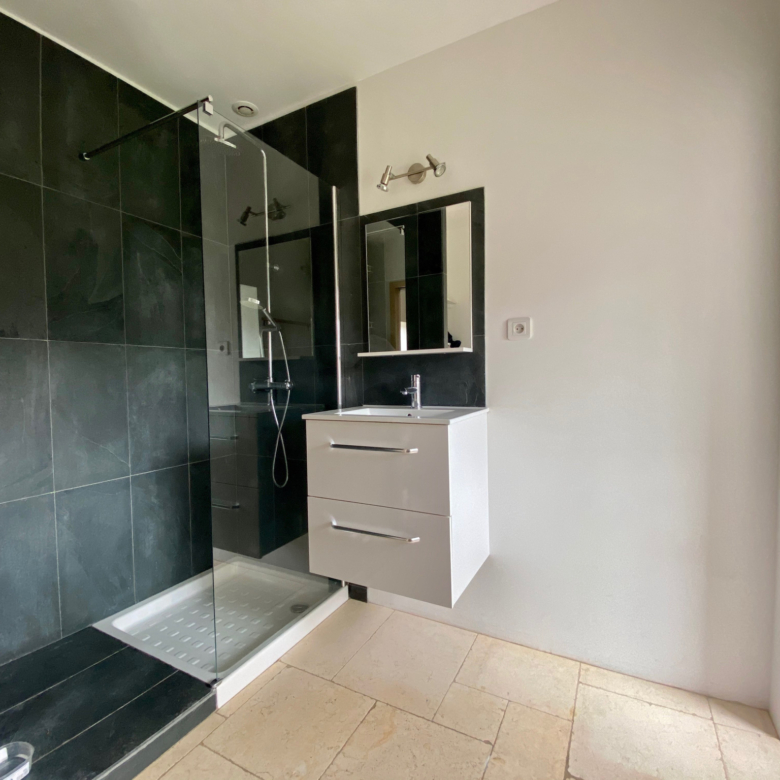MONDEVILLE / CAEN MAISON DUPLEX DE 45M2 + JARDIN 120M2