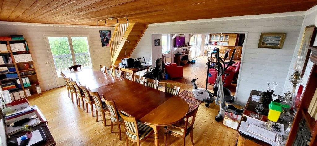 CAMBREMER - Maison en ossature bois de 164 m2 avec vue dégagée et terrain d'1 hectare