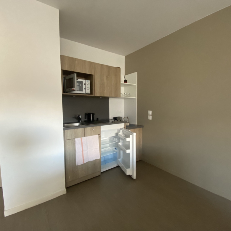 EN EXCLUSIVITE - CAEN - APPARTEMENT T2 en très bon état