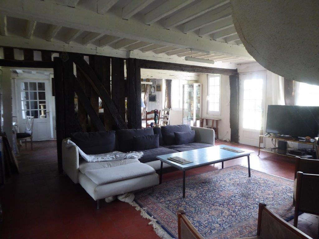 À 15 MIN DE PONT-L’ÉVEQUE - MAISON NORMANDE AVEC DEPENDANCES SUR UN TERRAIN DE PRES DE 2000 M2