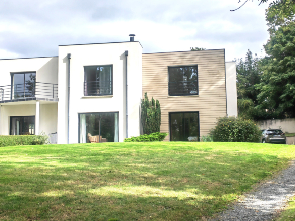 CAEN NORD SUPERBE MAISON CONTEMPORAINE 9 PP