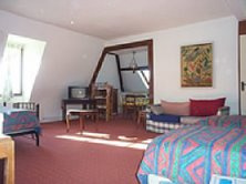 ENTRE DEAUVILLE ET HONFLEUR - Propriété avec Dépendances