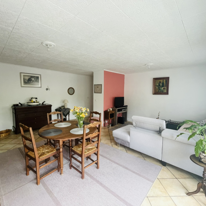 CAEN QUARTIER BEAULIEU APPT 5PP 82m2 BALCON
