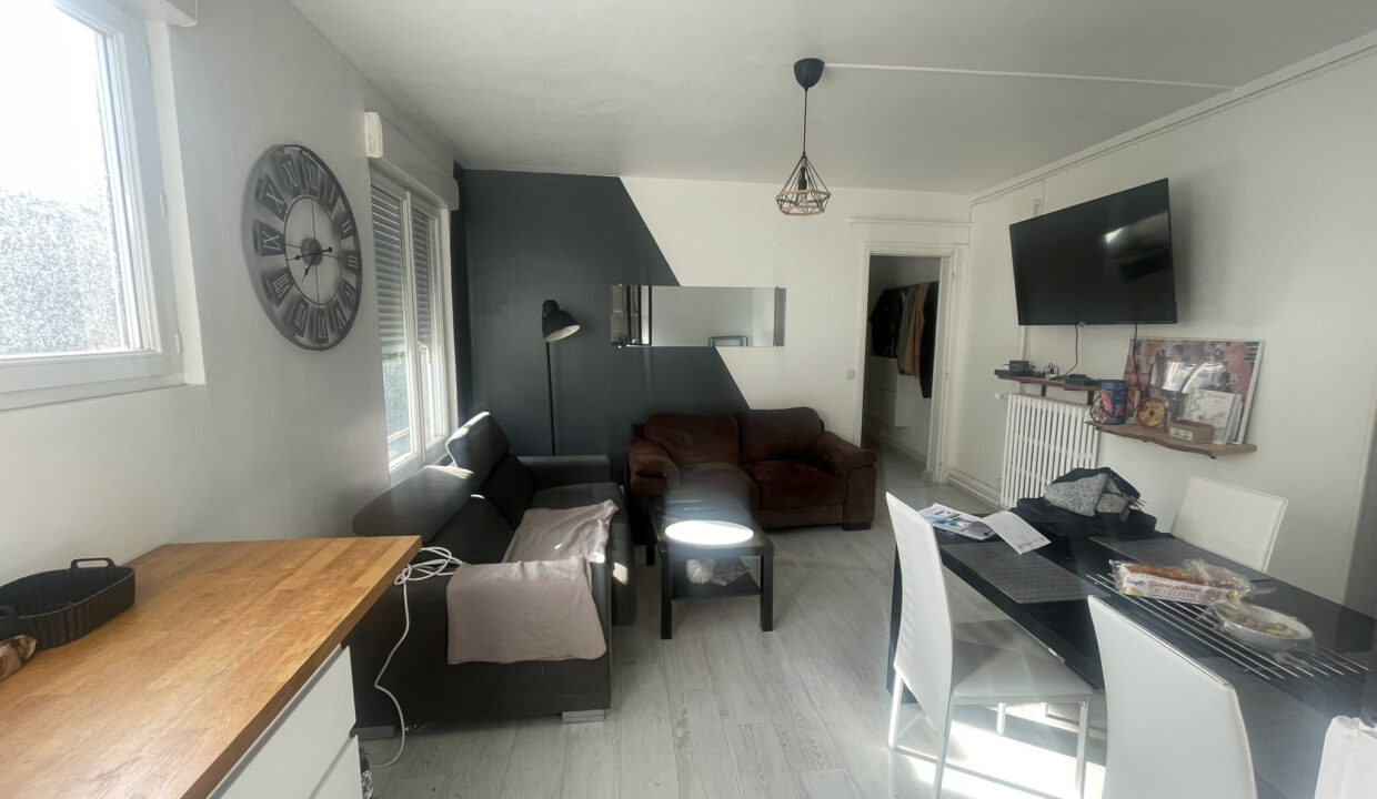 APPARTEMENT LOCATION CAEN 14000 - SURFACE 13M2 - REF AMD2 Photo 1