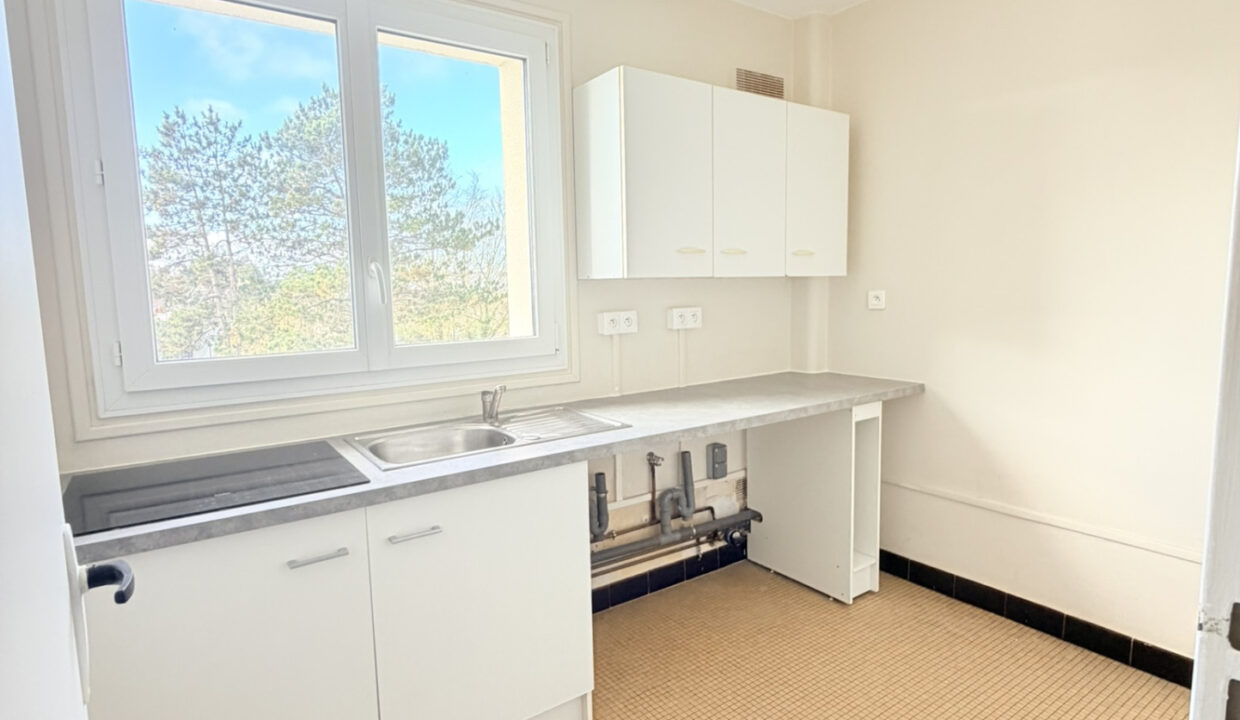 APPARTEMENT VENTE CAEN 14000 - SURFACE 29.77M2 - REF CJ-MTO2 Photo 3