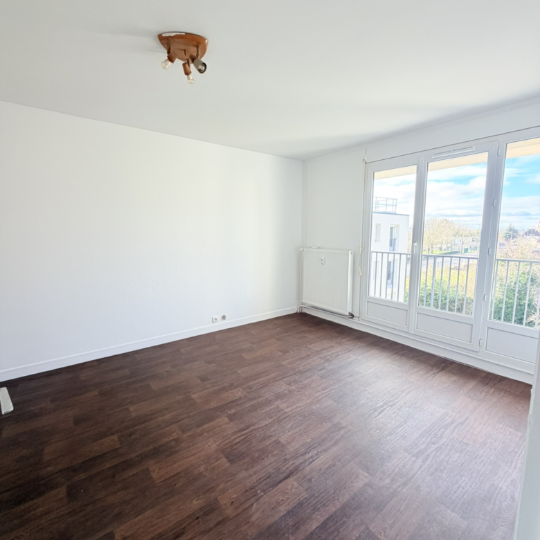 CAEN APPARTEMENT T1 bis 30m2 + balcon – pour un investissement .
