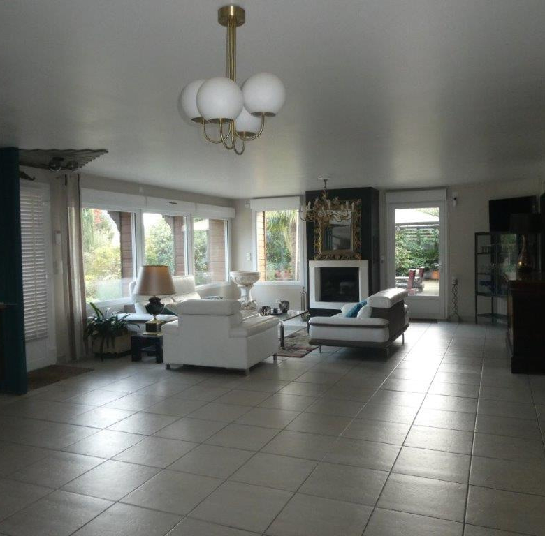 BEUZEVILLE – MAISON DE CHARME AVEC MAISON D’AMIS ou GITE